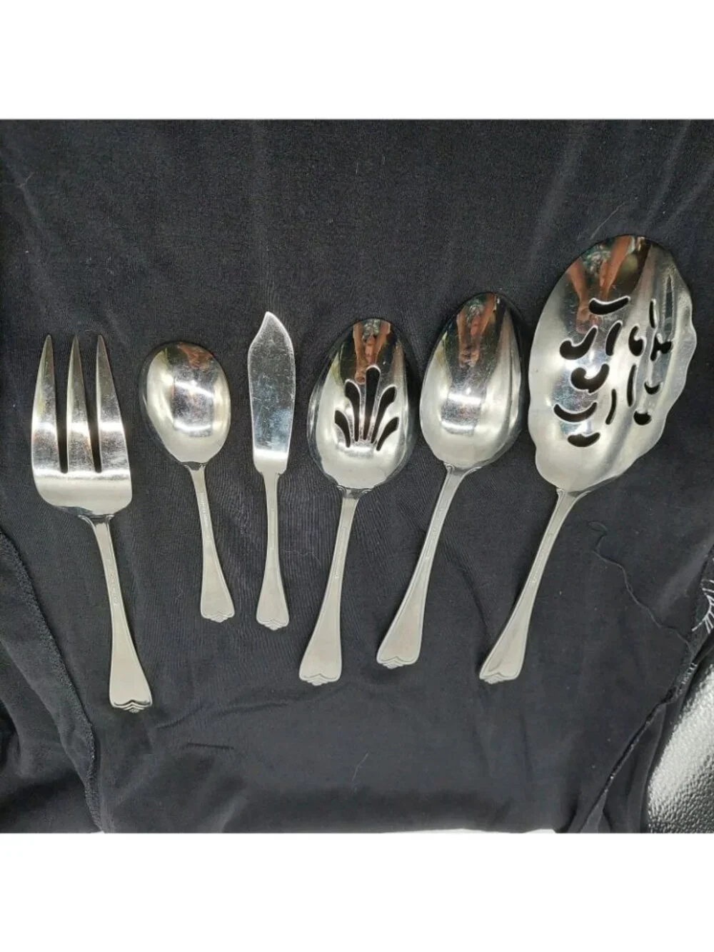 Reed & Barton Stainless Serving Spoons Fork Knife Lot Of 6